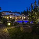 Basar Hotel 3*